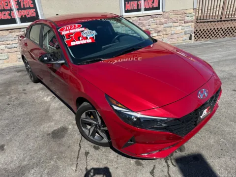 More photos of 2023 HYUNDAI ELANTRA SEL-CONVENIENCE PKG at Ride Time Auto Finance Merrillville, IN