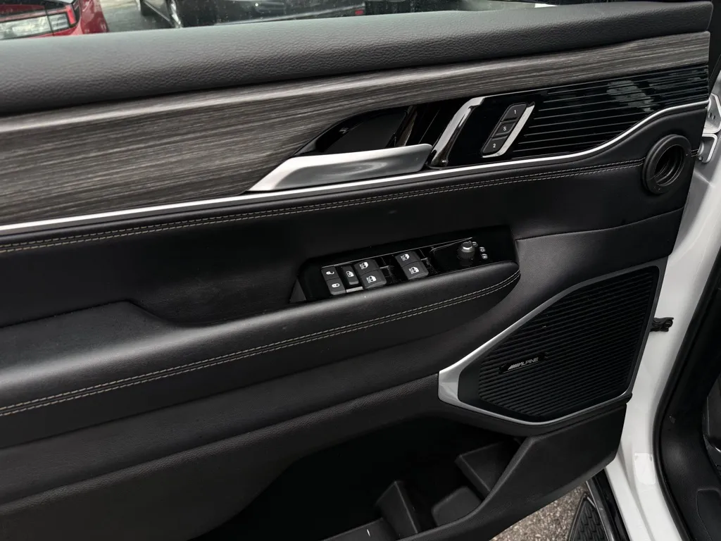 2024 Jeep Wagoneer Series III - Photo 27