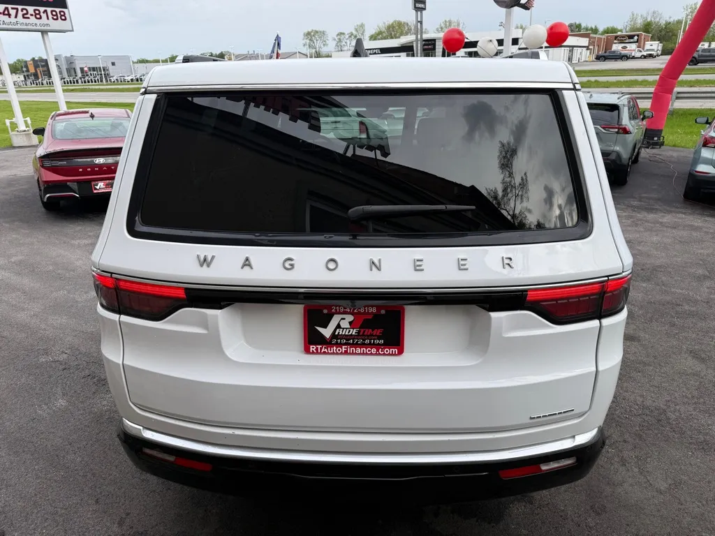2024 Jeep Wagoneer Series III - Photo 15