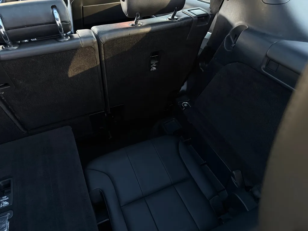 2020 Land Rover Discovery Landmark Edition - Photo 20