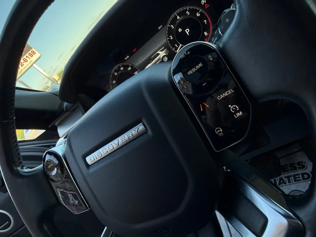 2020 Land Rover Discovery Landmark Edition - Photo 40