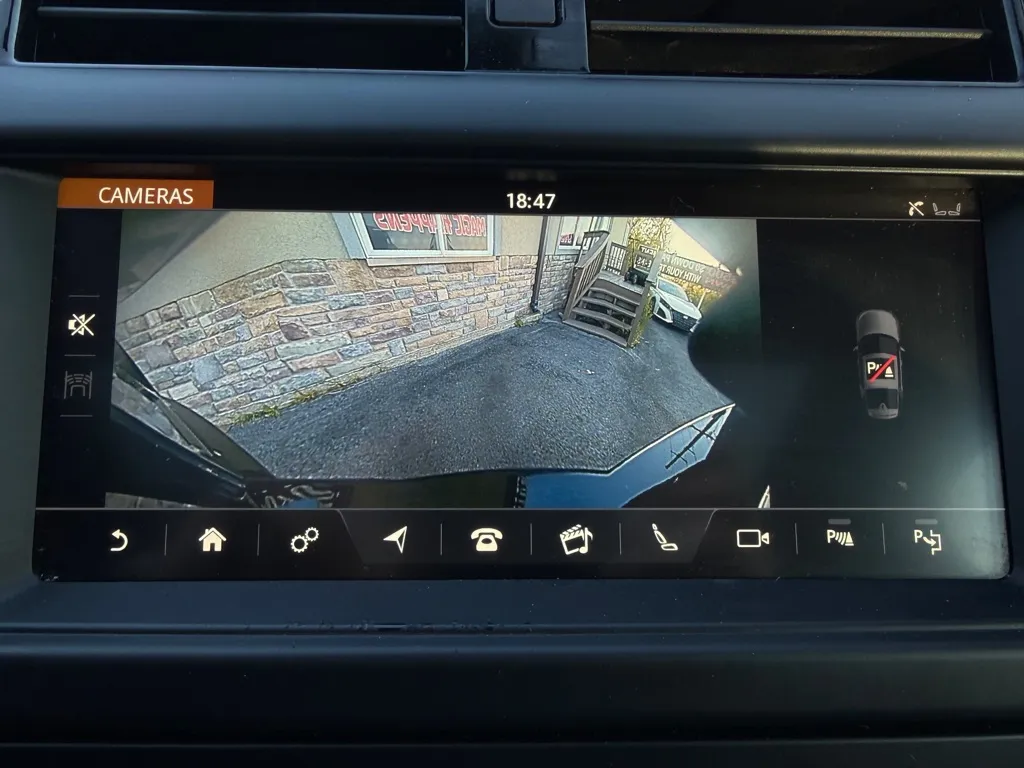 2020 Land Rover Discovery Landmark Edition - Photo 35