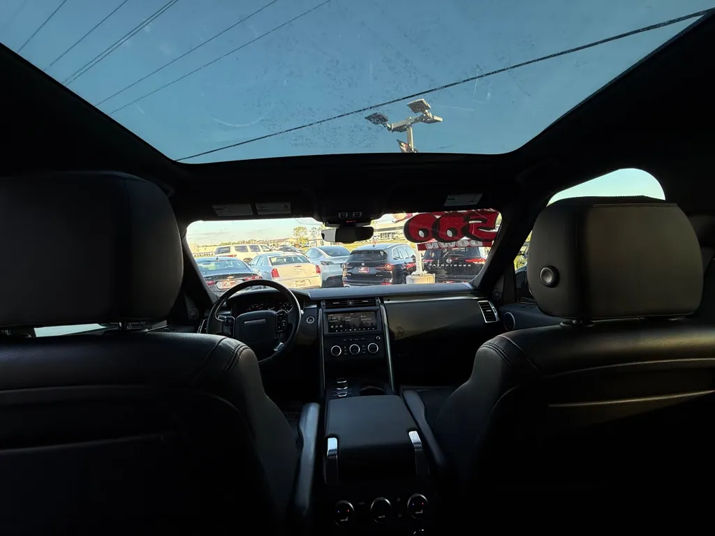 2020 Land Rover Discovery Landmark Edition - Photo 28