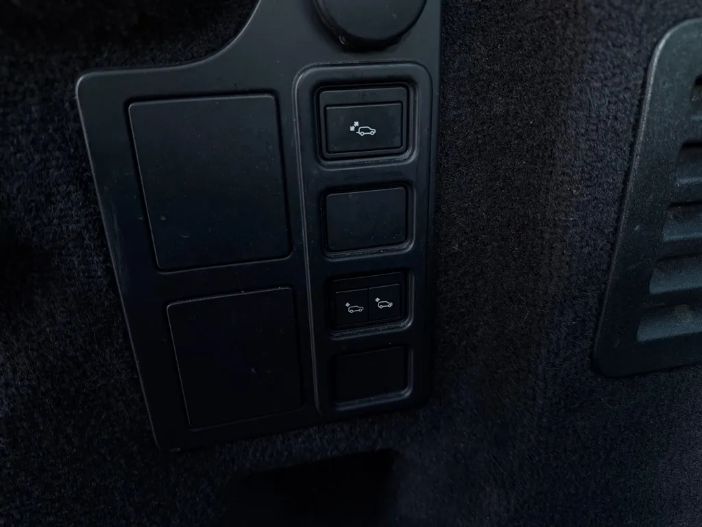 2020 Land Rover Discovery Landmark Edition - Photo 21