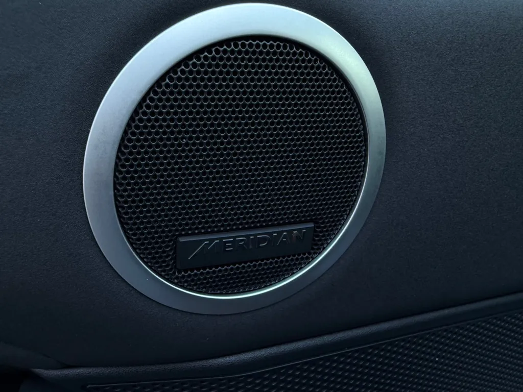 2020 Land Rover Discovery Landmark Edition - Photo 30