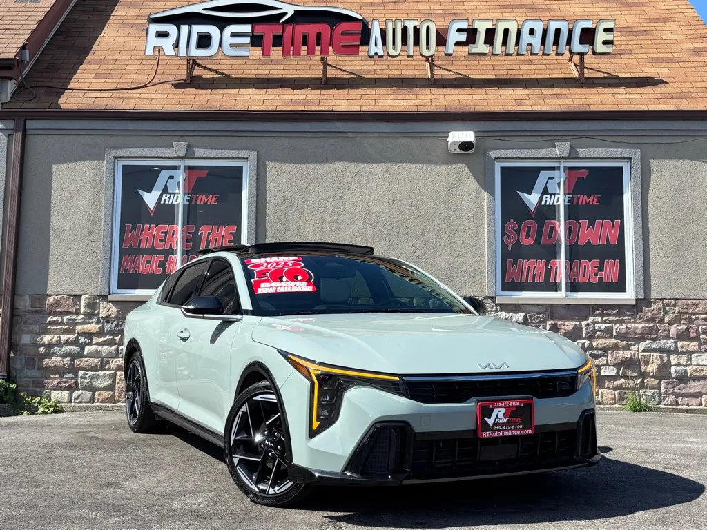 2025 Kia K4 GT-Line AT's photo