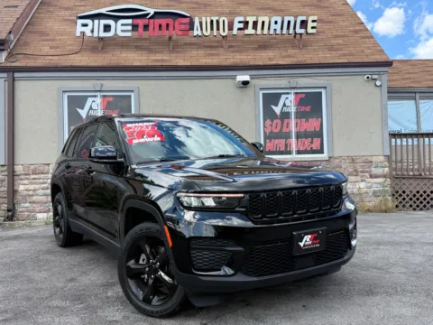 Black 2023 JEEP GRAND CHEROKEE ALTITUDE 4WD for sale in Merrillville, IN