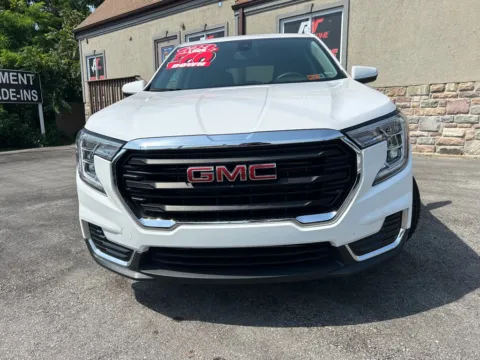 More photos of 2024 GMC TERRAIN SLE at Ride Time Auto Finance Merrillville, IN