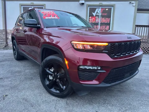 Photos of 2023 JEEP GRAND CHEROKEE LIMITED - 4X4 for sale in Merrillville, IN at Ride Time Auto Finance Merrillville