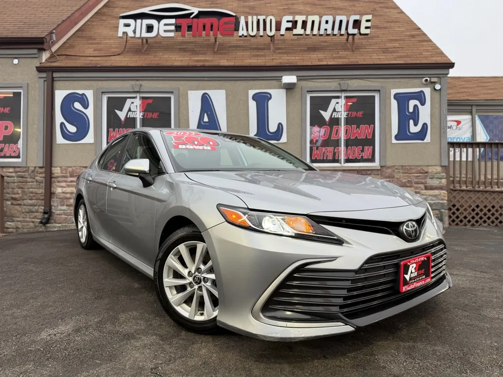 2022 TOYOTA CAMRY LE for sale in Merrillville, IN