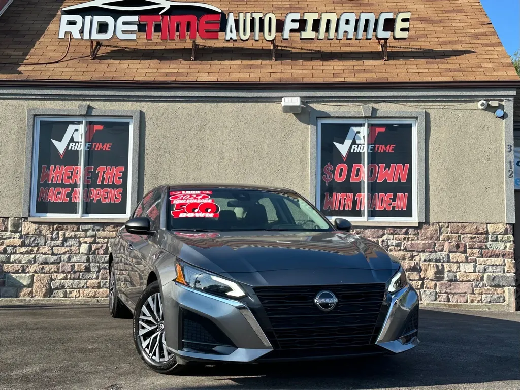 Gray 2024 NISSAN ALTIMA 2.5 SV for sale in Merrillville, IN