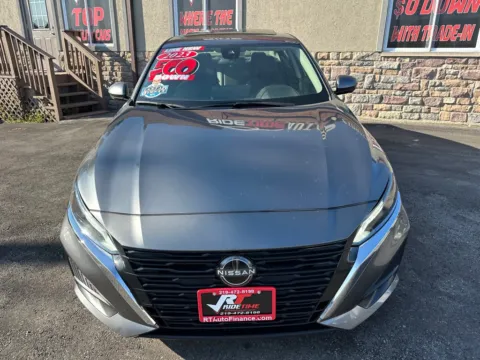 More photos of 2023 NISSAN ALTIMA 2.5 SL at Ride Time Auto Finance Merrillville, IN