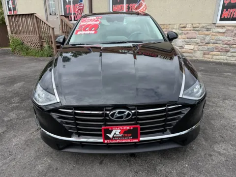 More photos of 2022 HYUNDAI SONATA SE at Ride Time Auto Finance Merrillville, IN