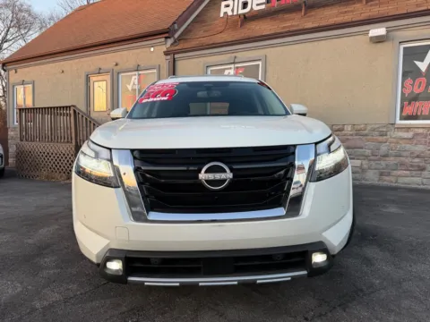 More photos of 2022 NISSAN PATHFINDER SL-AWD at Ride Time Auto Finance Merrillville, IN