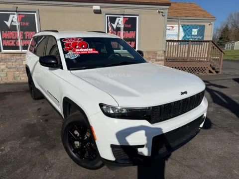 Another view of 2024 JEEP GRAND CHEROKEE ALTITUDE for sale in Merrillville, IN at Ride Time Auto Finance Merrillville