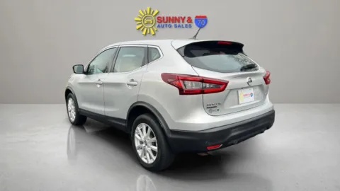 More photos of 2022 Nissan Rogue Sport S Sport Utility 4D at Sunny and 70 Auto Sales, NC