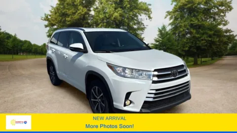 White 2018 Toyota Highlander XLE Sport Utility 4D for sale in Candler, NC