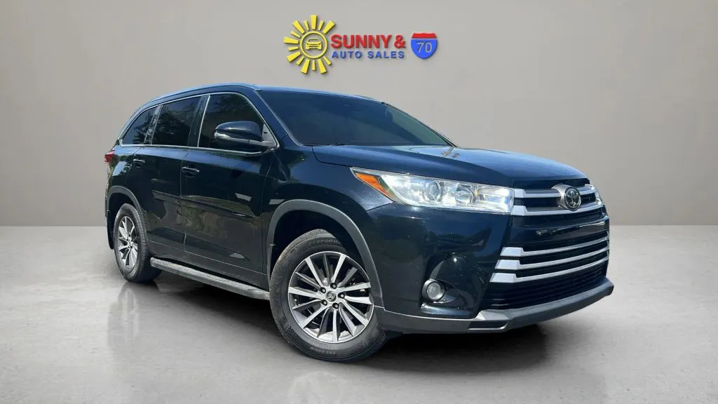 Black 2018 Toyota Highlander XLE Sport Utility 4D for sale in Candler, NC