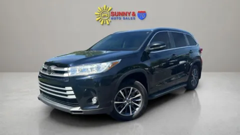 More photos of 2018 Toyota Highlander XLE Sport Utility 4D at Sunny and 70 Auto Sales, NC