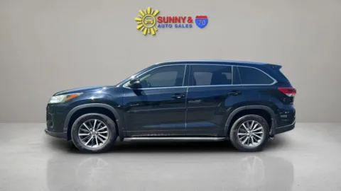 More photos of 2018 Toyota Highlander XLE Sport Utility 4D at Sunny and 70 Auto Sales, NC