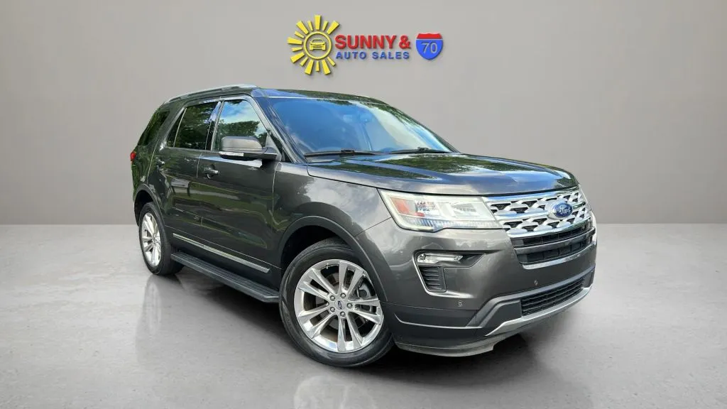 2019 Ford Explorer XLT 4WD's photo