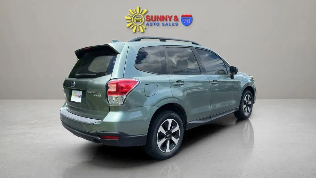2017 Subaru Forester Premium - Photo 8