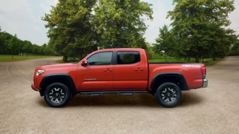 More photos of 2017 Toyota Tacoma Double Cab TRD Off-Road Pickup 4D 5 ft at Sunny and 70 Auto Sales, NC