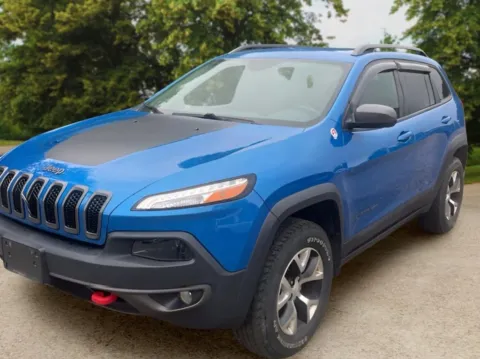 More photos of 2017 Jeep Cherokee TrailHawk Sport Utility 4D at Sunny and 70 Auto Sales, NC