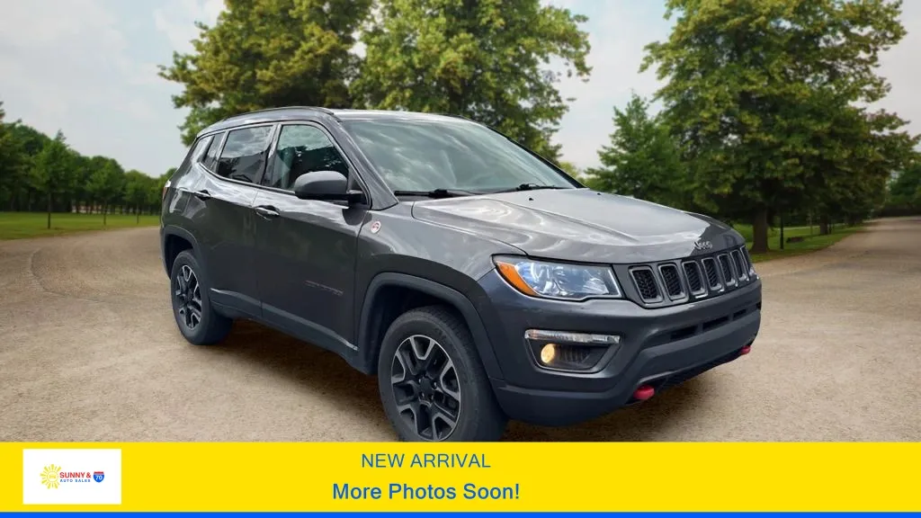 Gray 2019 Jeep Compass Trailhawk Sport Utility 4D for sale in Candler, NC