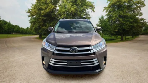 Another view of 2017 Toyota Highlander XLE Sport Utility 4D for sale in Candler, NC at Sunny and 70 Auto Sales