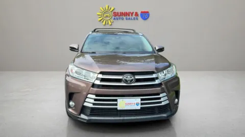 Another view of 2017 Toyota Highlander XLE Sport Utility 4D for sale in Candler, NC at Sunny and 70 Auto Sales