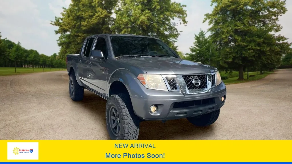 Gray 2016 Nissan Frontier Crew Cab SV Pickup 4D 5 ft for sale in Candler, NC