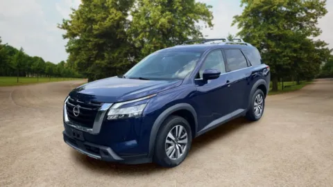 More photos of 2023 Nissan Pathfinder SL Sport Utility 4D at Sunny and 70 Auto Sales, NC