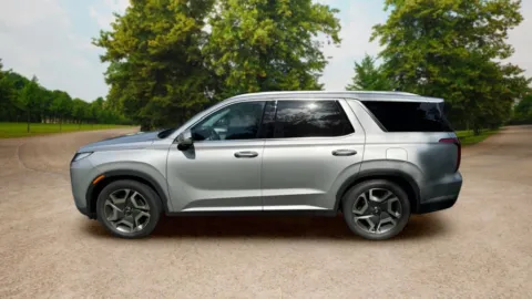 More photos of 2023 Hyundai Palisade SEL Sport Utility 4D at Sunny and 70 Auto Sales, NC
