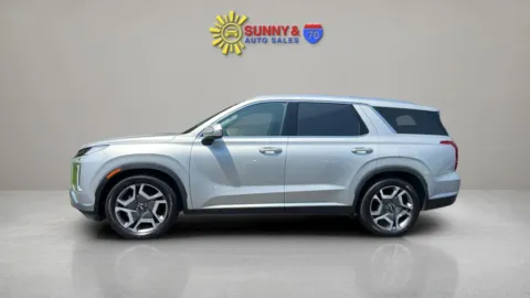 More photos of 2023 Hyundai Palisade SEL Sport Utility 4D at Sunny and 70 Auto Sales, NC