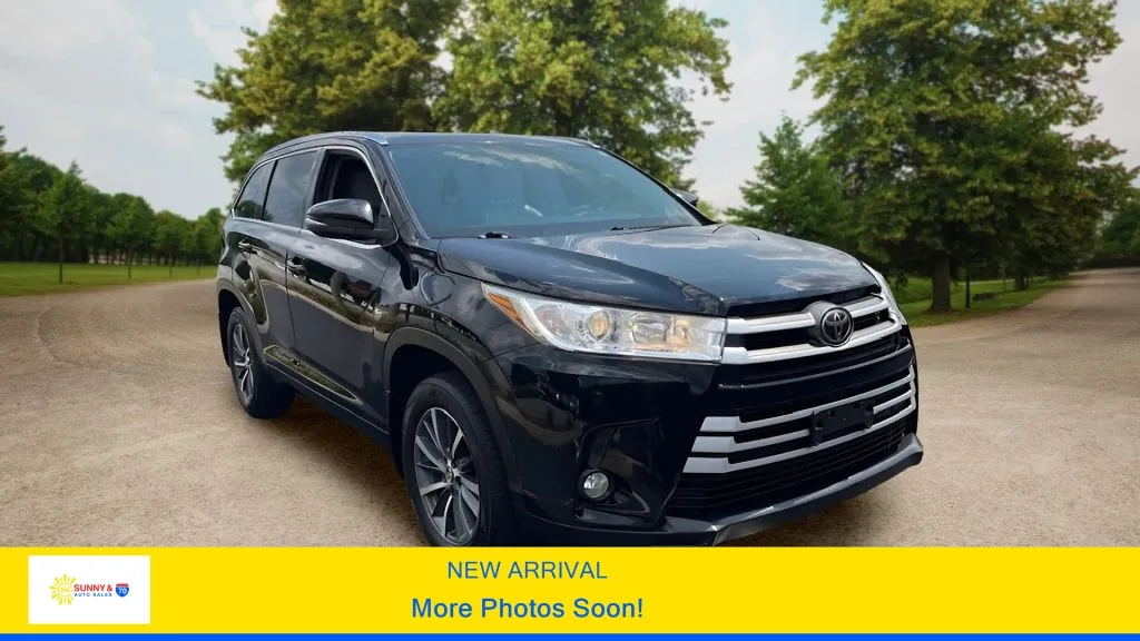 Black 2017 Toyota Highlander XLE Sport Utility 4D for sale in Candler, NC