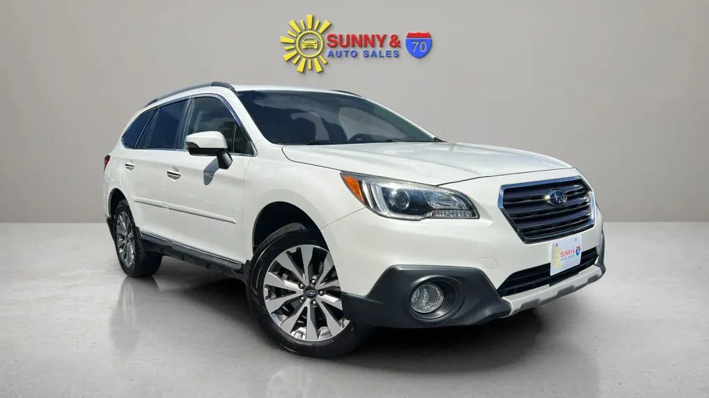 White 2017 Subaru Outback 3.6R Touring Wagon 4D for sale in Candler, NC
