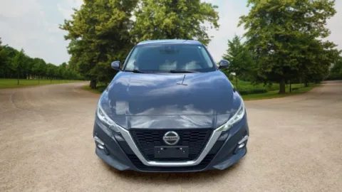 Another view of 2020 Nissan Altima 2.5 SL Sedan 4D for sale in Candler, NC at Sunny and 70 Auto Sales