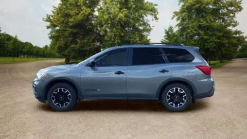 More photos of 2020 Nissan Pathfinder SL Sport Utility 4D at Sunny and 70 Auto Sales, NC