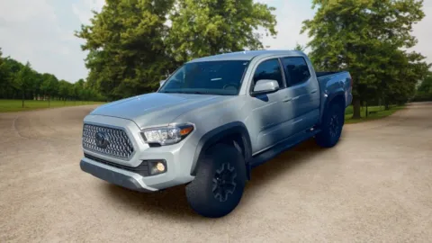 More photos of 2019 Toyota Tacoma Double Cab TRD Off-Road Pickup 4D 5 ft at Sunny and 70 Auto Sales, NC