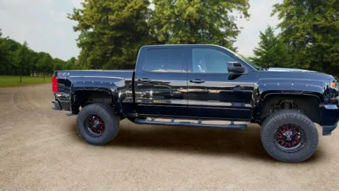 More photos of 2018 Chevrolet Silverado 1500 Crew Cab Z71 LT Pickup 4D 5 3/4 ft at Sunny and 70 Auto Sales, NC