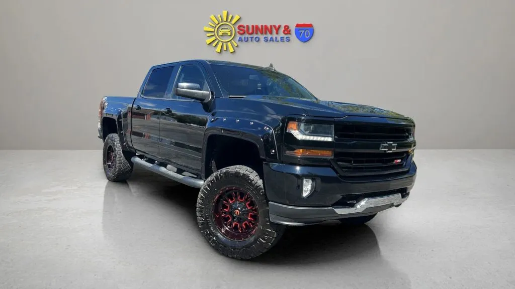 2018 Chevrolet Silverado 1500 Crew Cab Z71 LT Pickup 4D 5 3/4 ft for sale in Candler, NC