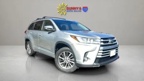 Silver 2018 Toyota Highlander XLE Sport Utility 4D for sale in Candler, NC