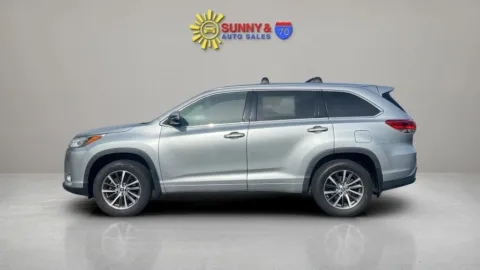 More photos of 2018 Toyota Highlander XLE Sport Utility 4D at Sunny and 70 Auto Sales, NC