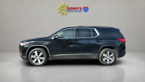 More photos of 2021 Chevrolet Traverse LT Sport Utility 4D at Sunny and 70 Auto Sales, NC