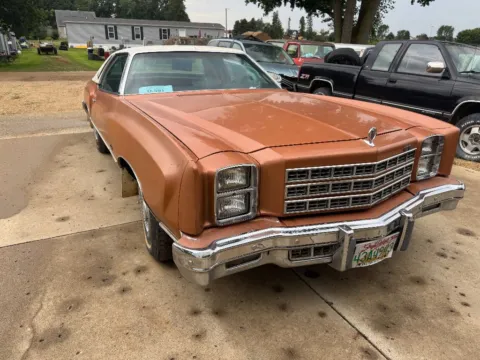 Orange 1977 Chevrolet Monte Carlo for sale in Brookings, SD