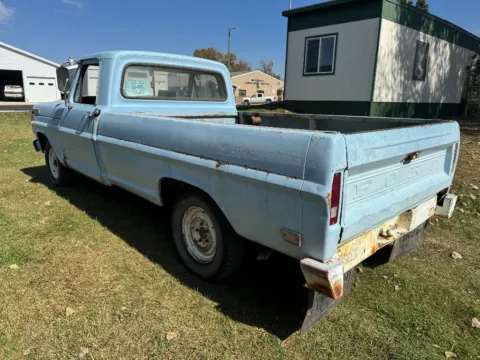 More photos of 1969 Ford F100 at B & B Auto Sales, SD
