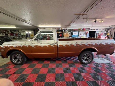 More photos of 1972 GMC Sierra 1500 at B & B Auto Sales, SD