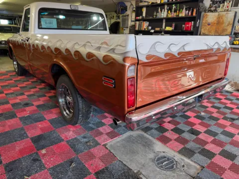 More photos of 1972 GMC Sierra 1500 at B & B Auto Sales, SD