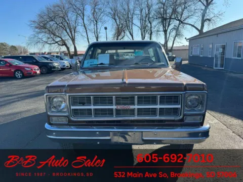 More photos of 1978 GMC Jimmy Sierra Classic 4wd at B & B Auto Sales, SD